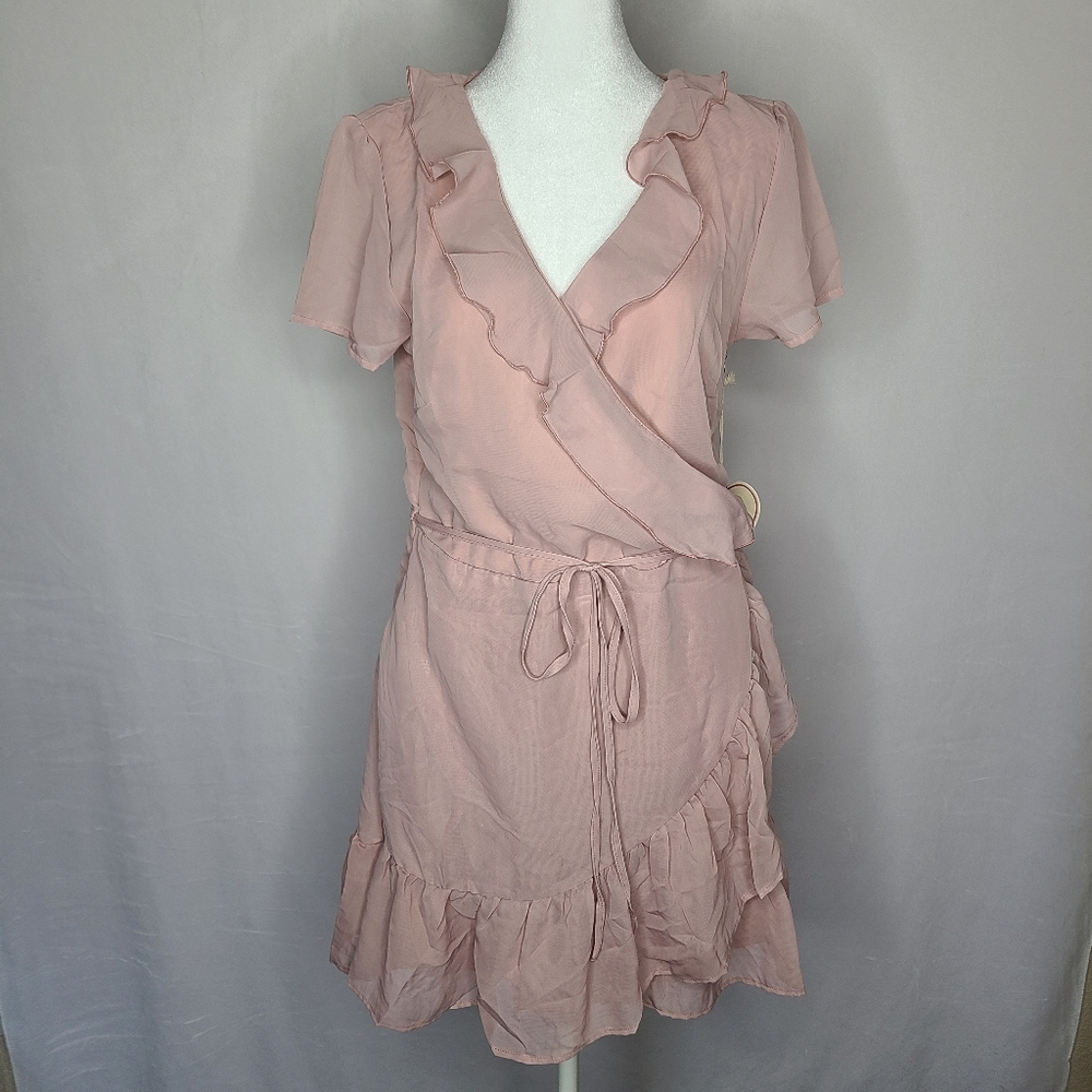 Wild Blue Sadie Robertson Blush Pink Dress With Ruffled Detail‎ Tie Waist…